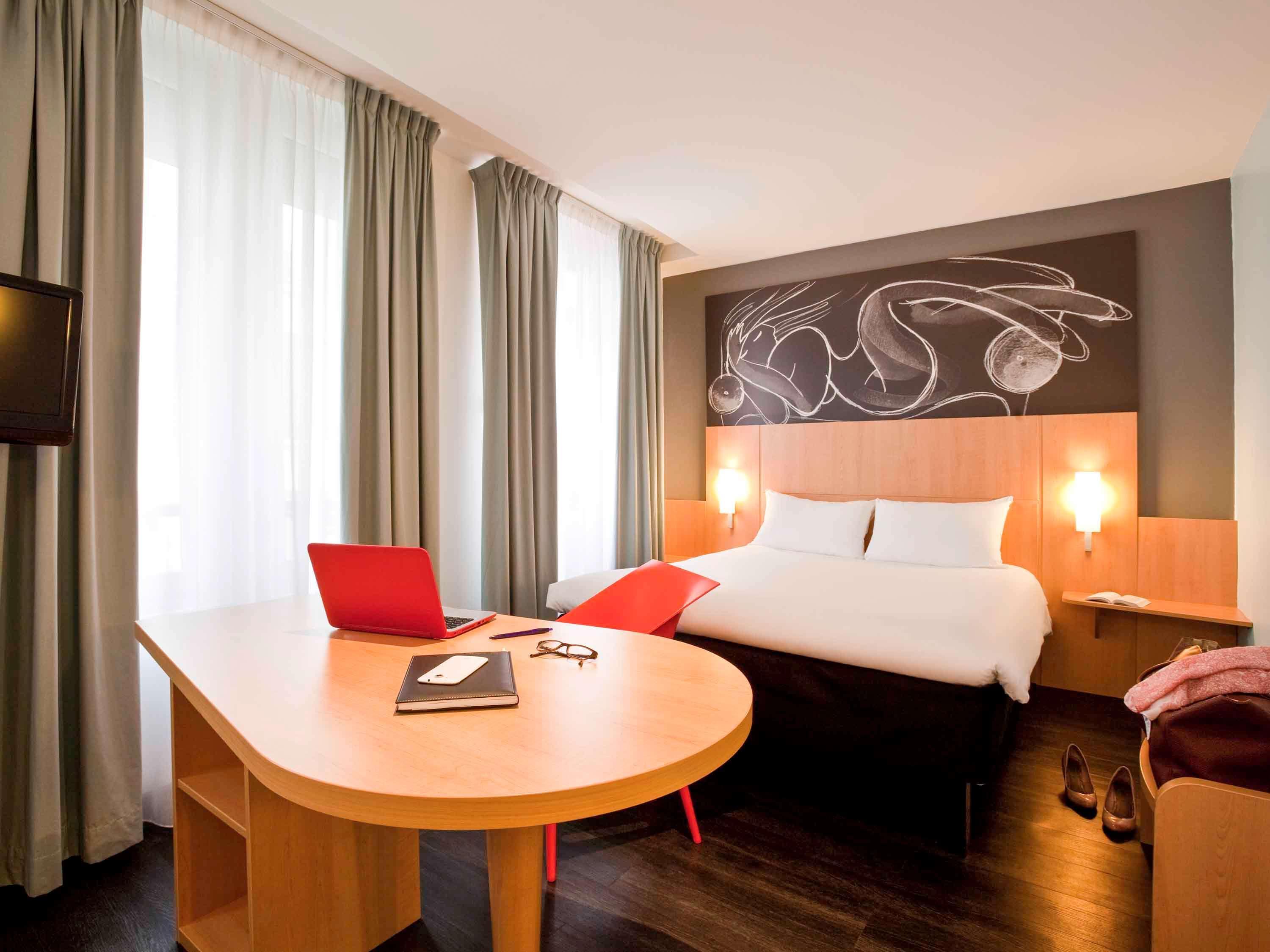 Ibis Paris Gare De L Est 10Eme Hotel Exterior photo